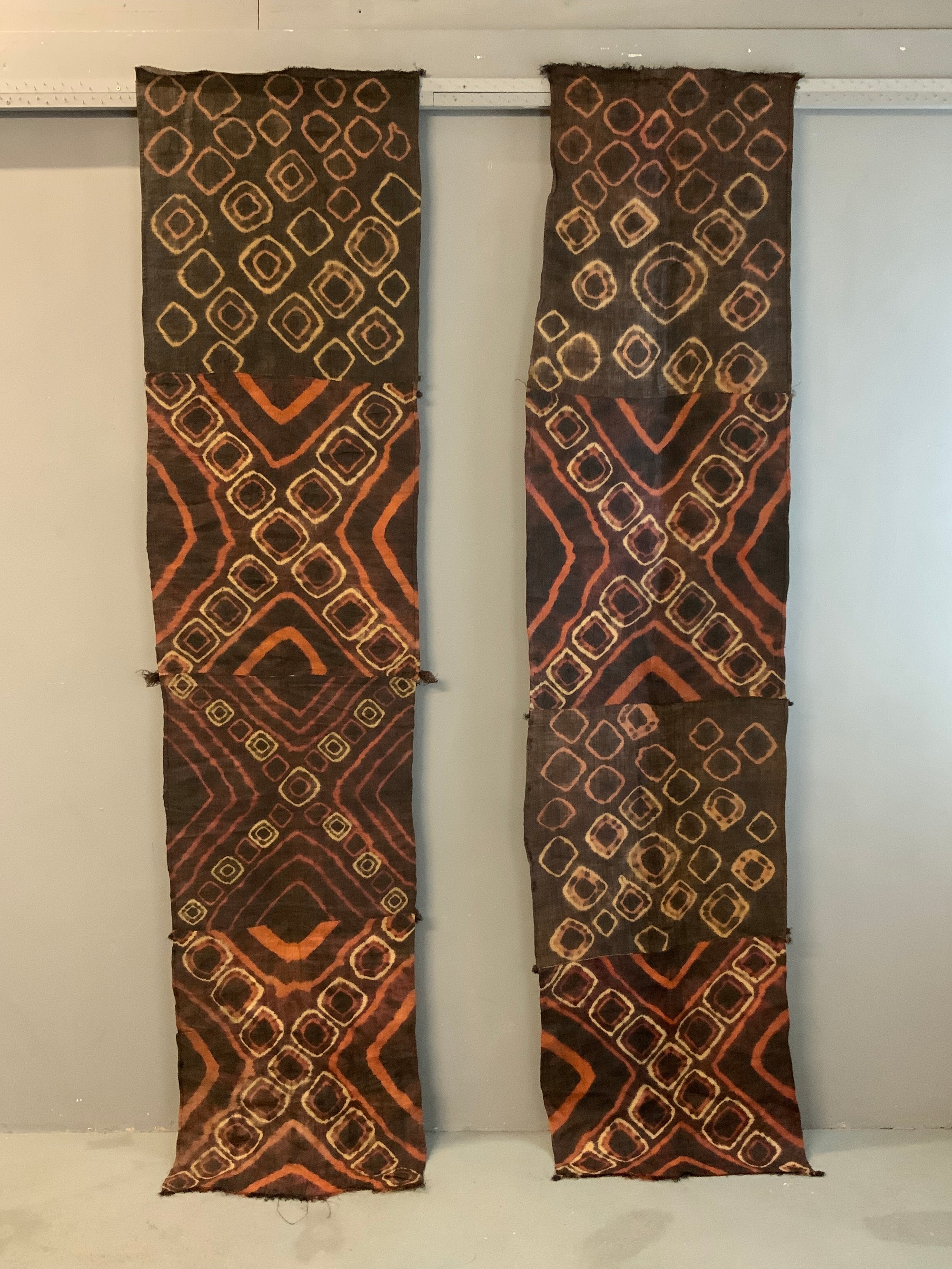 DRC Ngongo rafia skirt lengths (250 x 59cm) [2]