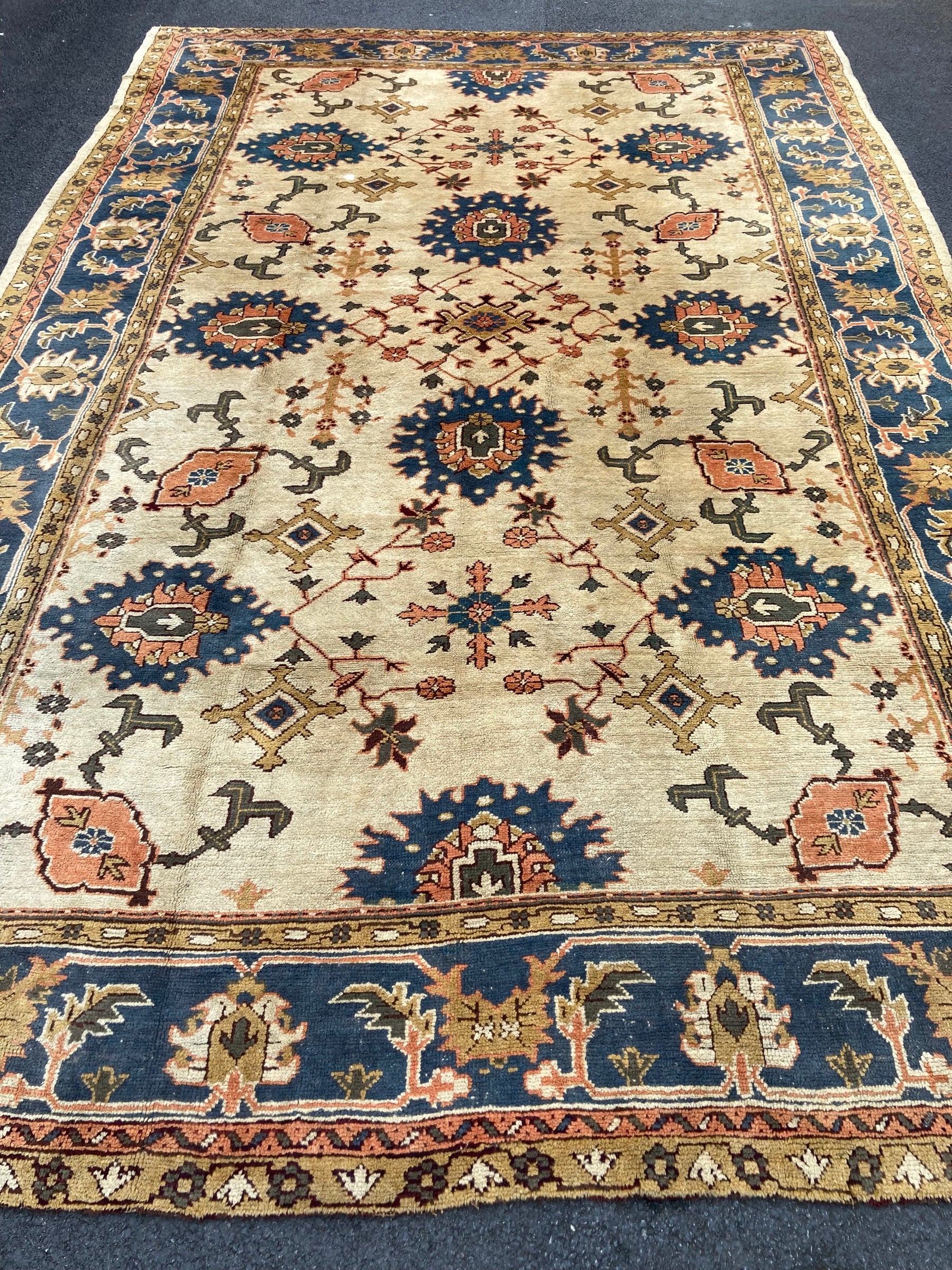 Turkish antique Ushak oversize carpet (510 x 320cm)