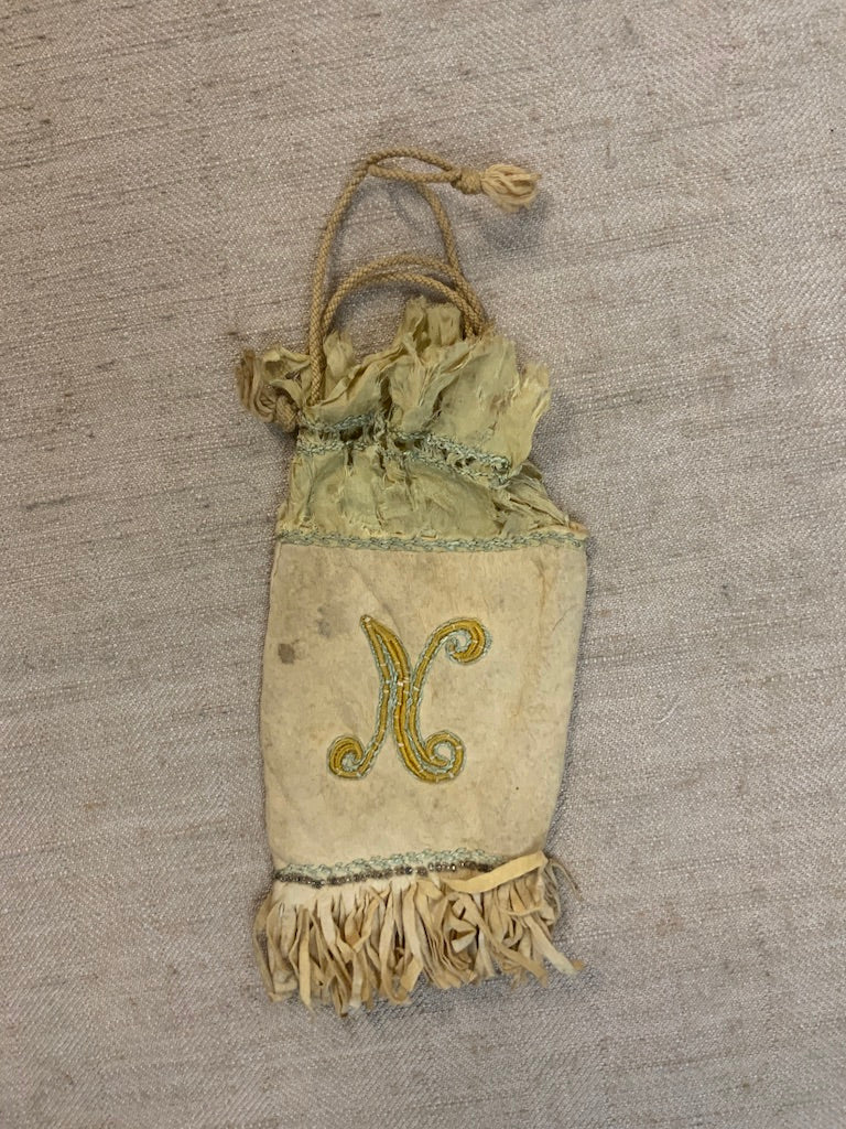 Canadian Cree buckskin purse (20cm)