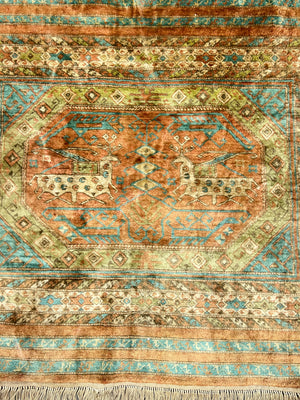 Silk rug replica of a 15-16th century Turkish Anatolian rug (93 x 90cm)