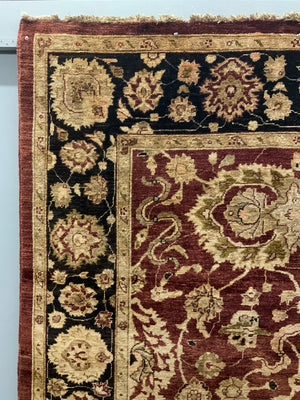 Indian 'Ziegler' type carpet (306 x 250cm)