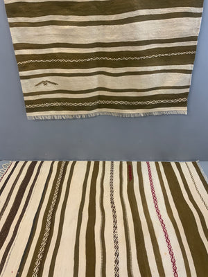 Pair of Turkish heavy wool plainweave kilims (190 x 150cm) [2]