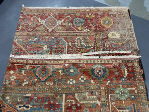 Karajah antique oversize carpet (400 x 327cm)