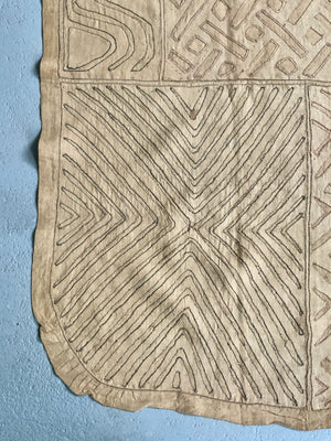 Congolese raffia skirt (369 x 79cm)