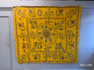 Tashkent suzani embroidery (210 x 240cm)