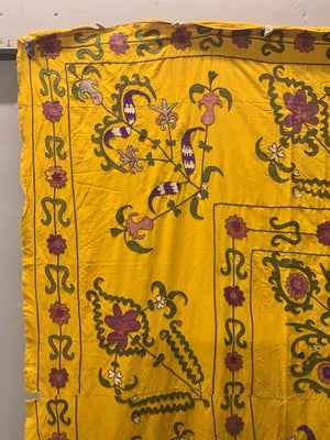 Tashkent suzani embroidery (210 x 240cm)