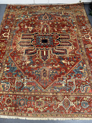 Karajah antique oversize carpet (400 x 327cm)
