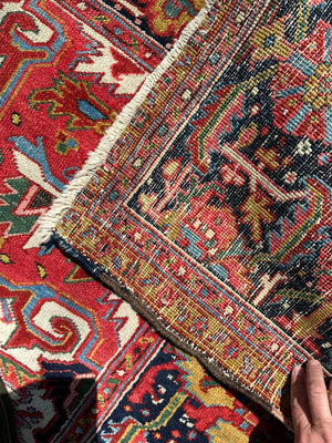 Heriz vintage carpet (340 x 250cm)