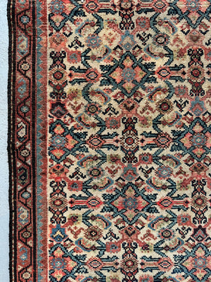 Small Hamadan antique rug (168 x 97cm)