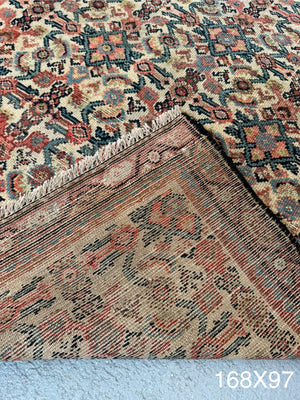 Small Hamadan antique rug (168 x 97cm)