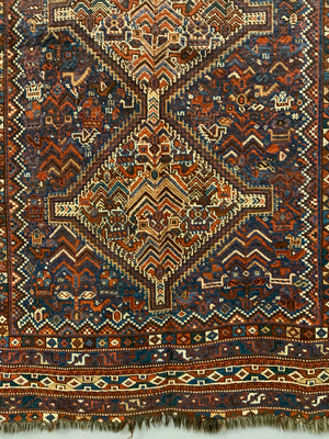 Khamseh 'morghi' rug (217 x 168cm)