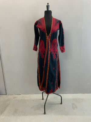 Syrian embroidered vintage robe in Palestinan style