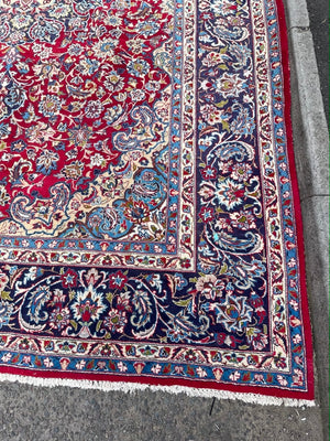 Isphahan vintage carpet (381 x 312cm)