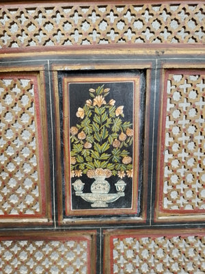 Indian vintage painted and fretwork screen (117 x 204cm)