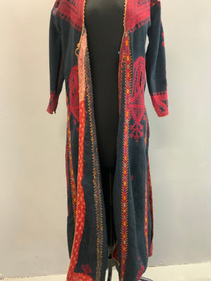 Syrian embroidered vintage robe in Palestinan style