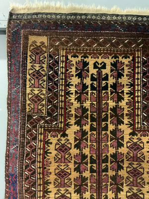 Balouch prayer rug with camel ground (125 x 72cm)