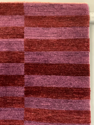 Indian two-tone contemporary design rug (253 x 165cm)