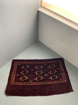 Turkmen Yomut antique chuval bagface (122 x 76cm)