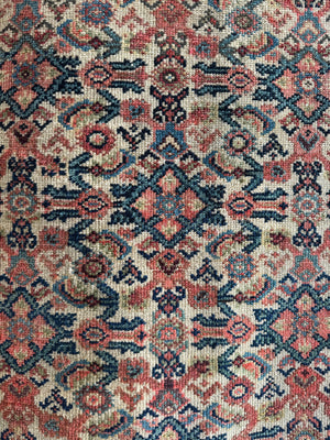 Small Hamadan antique rug (168 x 97cm)