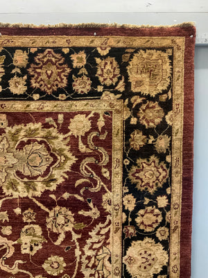 Indian 'Ziegler' type carpet (306 x 250cm)