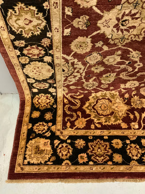 Indian 'Ziegler' type carpet (306 x 250cm)
