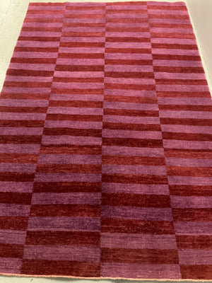 Indian two-tone contemporary design rug (253 x 165cm)