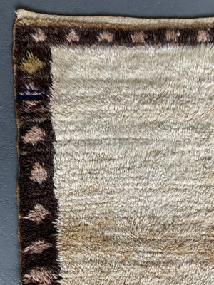 Turkish plain centre Tulu rug (165 x 117cm)