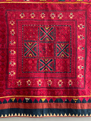 NW Indian antique Gujarat floss silk embroidered cover (126 x 126)