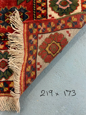 Turkish rug with Transylvanian design (219 x 173cm)