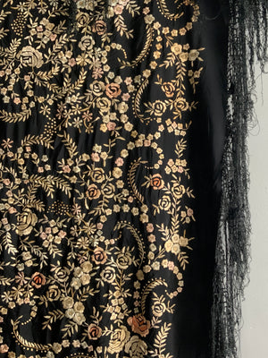 Chinese vintage small silk shawl *af (118 x 102cm)