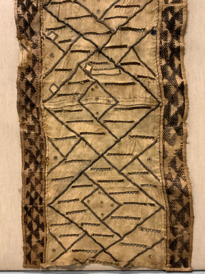 Congo Kuba skirt rafia fragment (123 x 54cm)