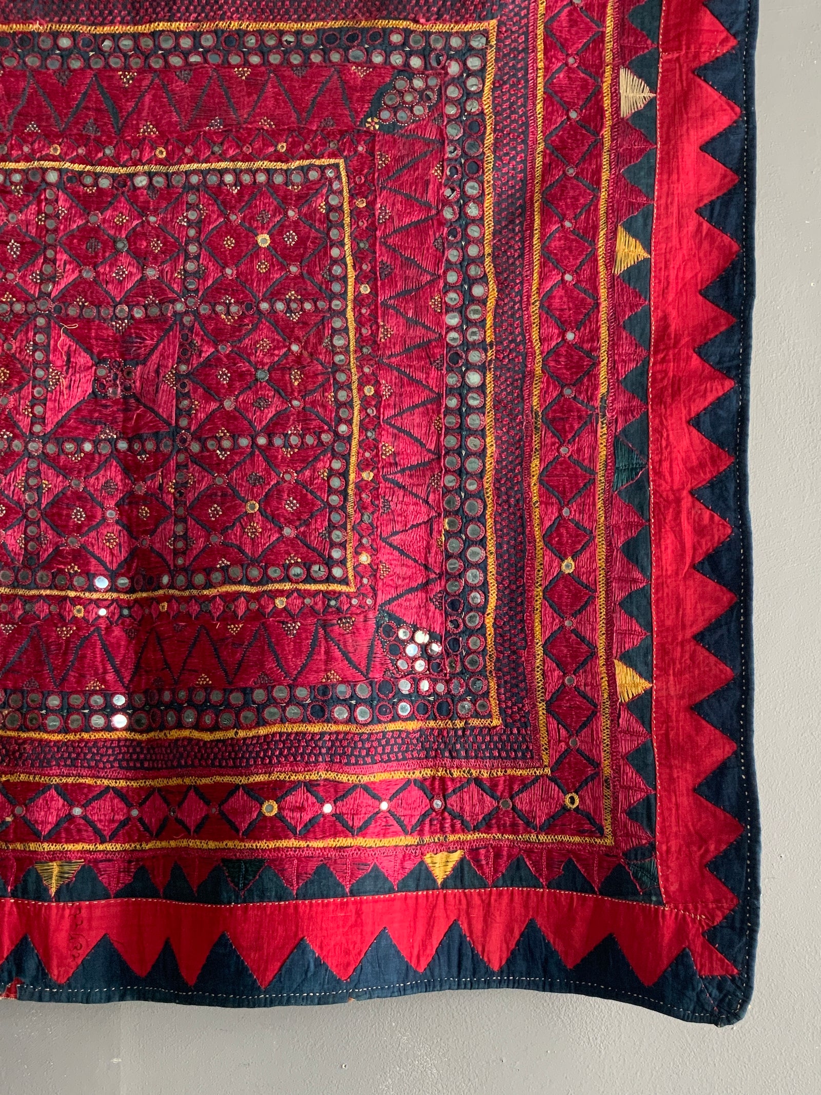 Indian Gujarat vintage floss silk embroidery (92 x 89)