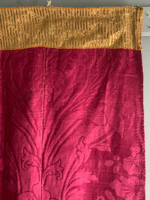Compound silk damask (224 x 109cm)
