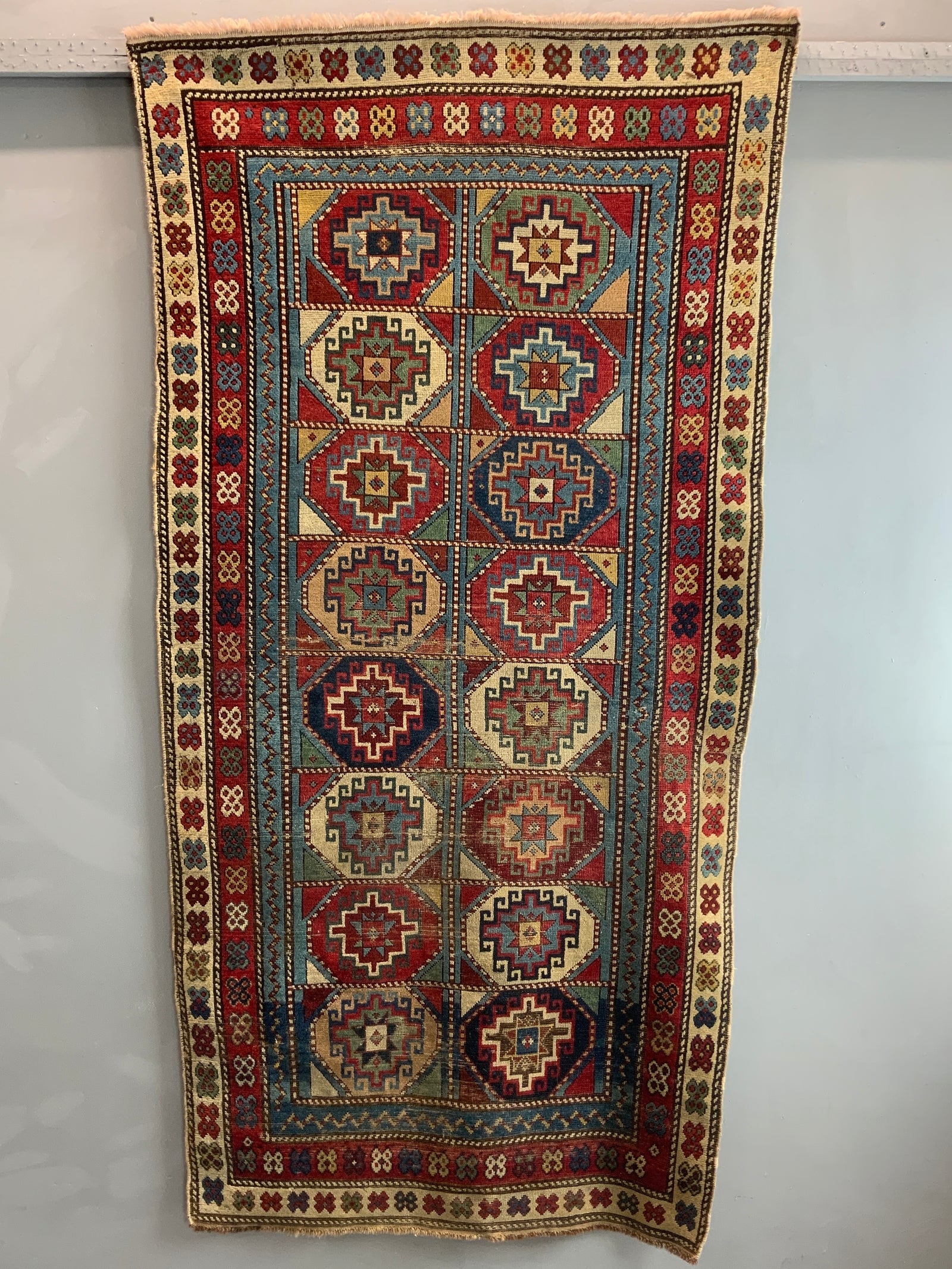 Caucasian Shirvan antique rug (211 x 106cm)