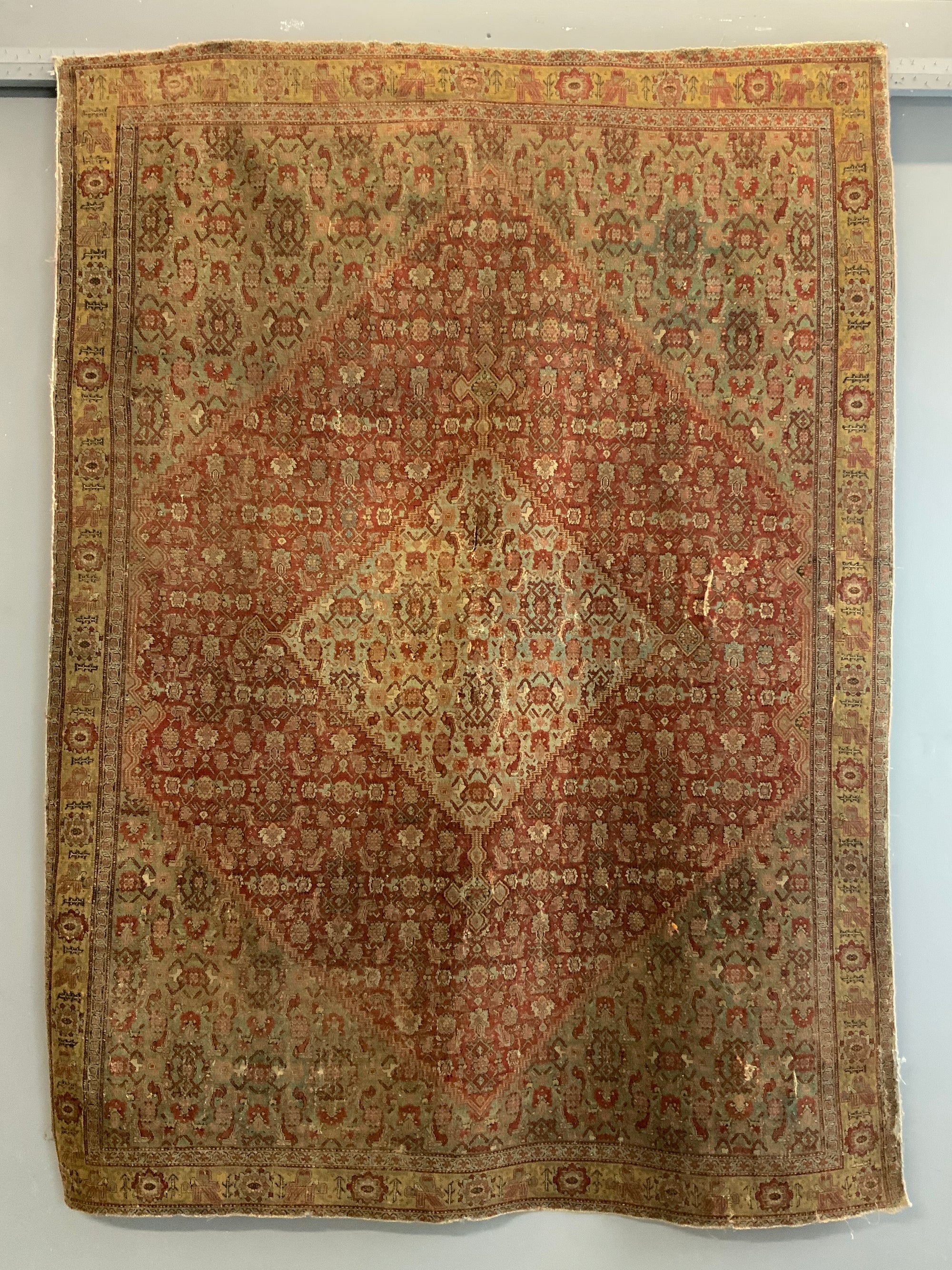 Very fine Senneh antique Herati design rug (192 x 140cm) *AF