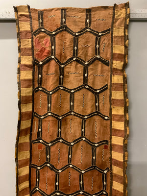 Congo Showa long rafia panel with cowries (587 x 78cm)