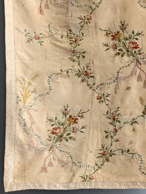 Spitalfields or Lyon antique brocade silk (170 x 58cm)