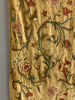 Kashmir vintage crewel work (291 x 124cm)