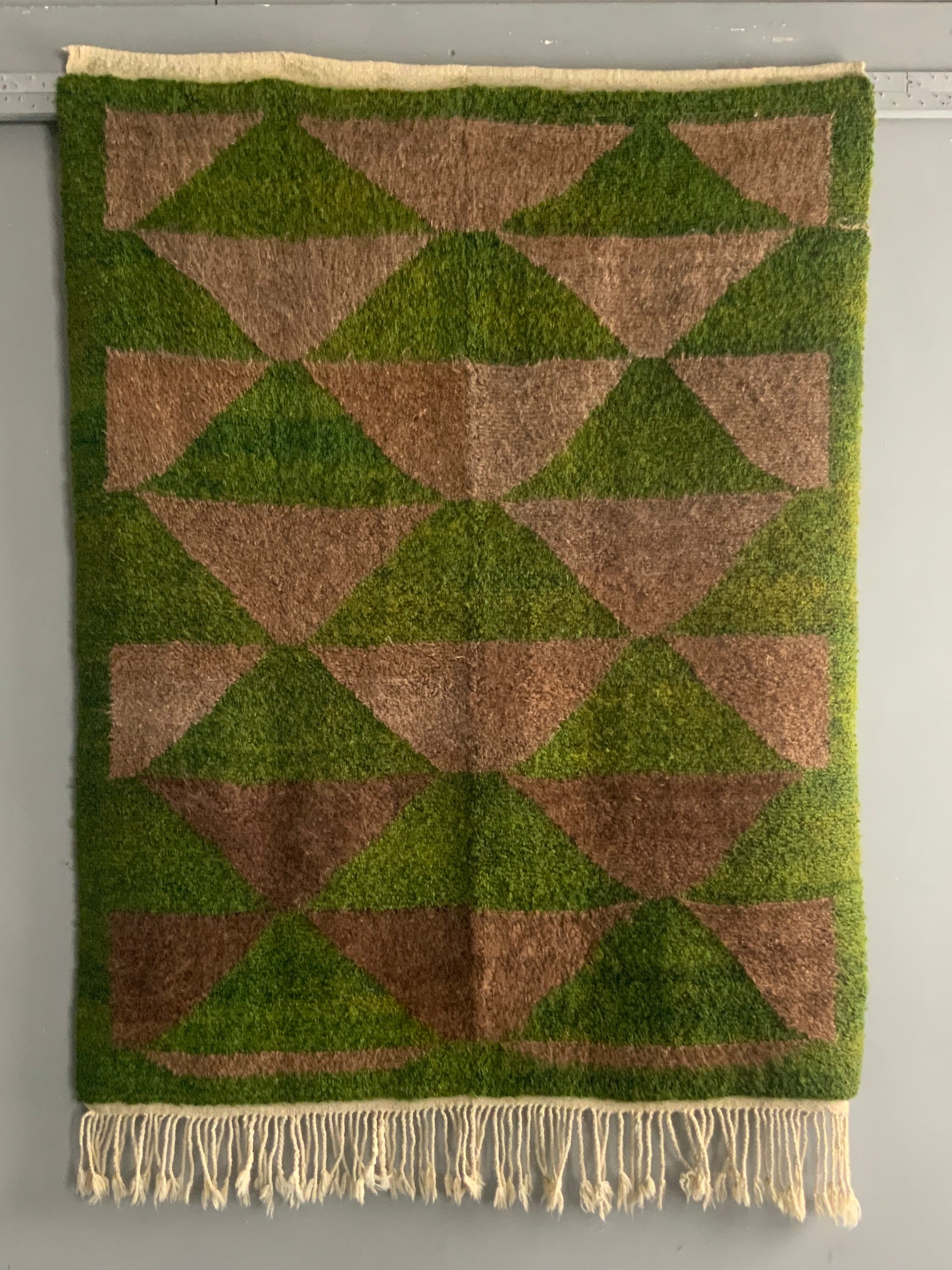 Turkish Obruk looped pile vintage Çeki Tülü rug (145 x 112cm)