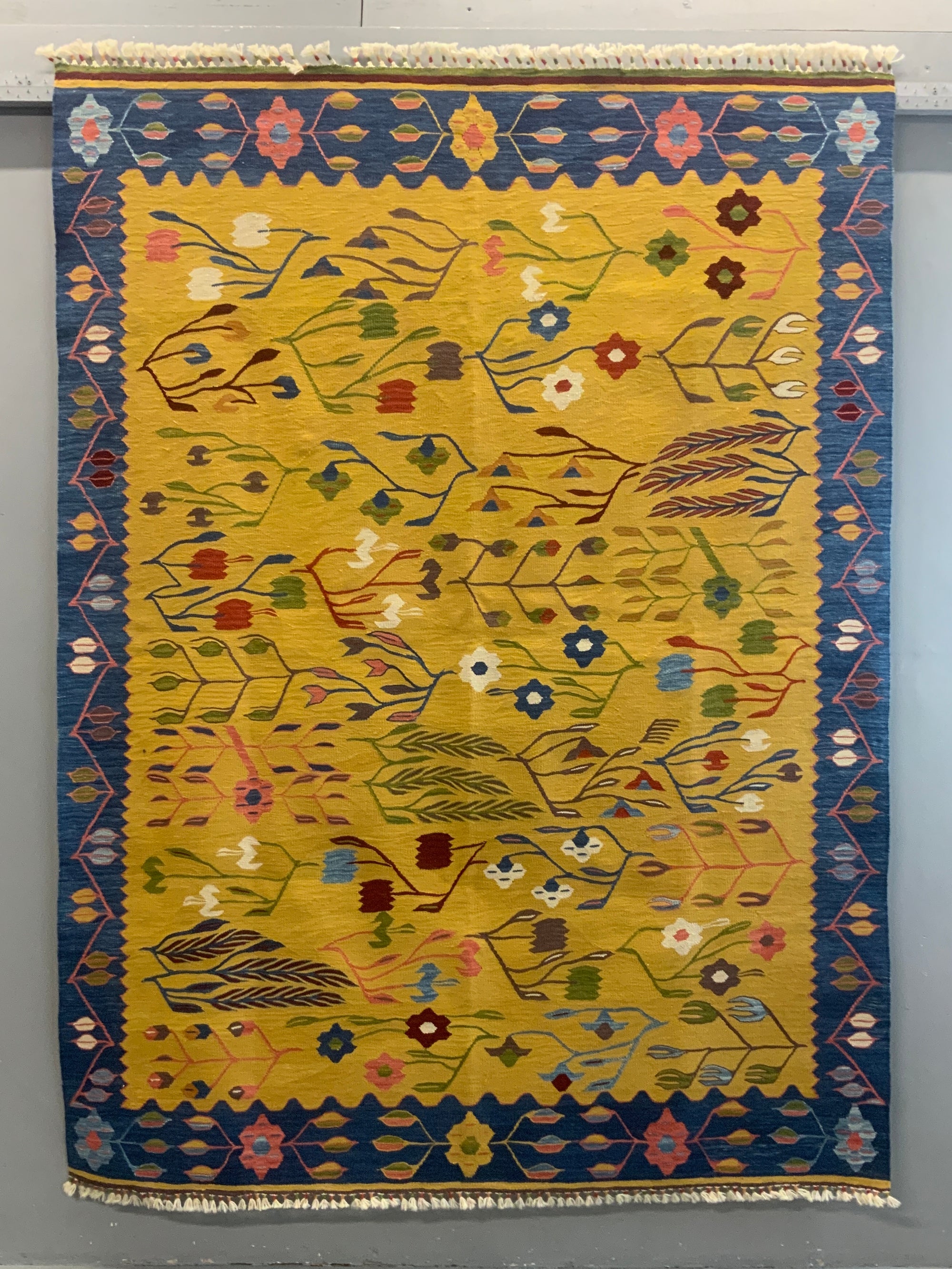 Turkish kilim tapestry carpet with Sarcoy design (220 x 164cm) *new