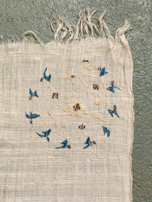 Small vintage Turkish Towel (101 x 43)