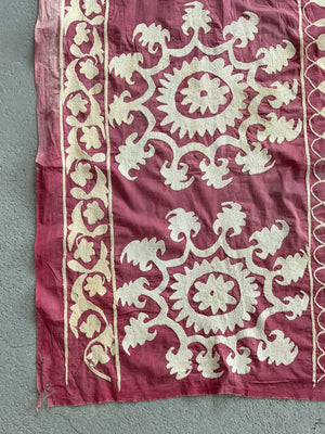 Samarakand pink ground vintage Suzani af *  (178 x 150)