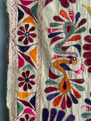 Indian Gujarat embroidery (146 x 125cm)