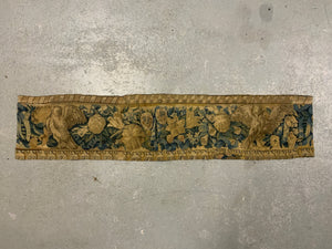 Franco - Flemish tapestry border fragment (29 x 130cm)