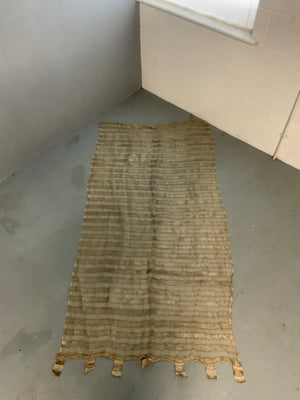 Silk and lamé (202 x 104cm)