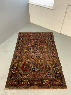 Isphahani vintage rug (208 x 132cm)