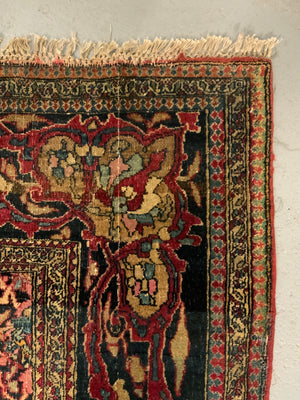 Isphahani vintage rug (208 x 132cm)