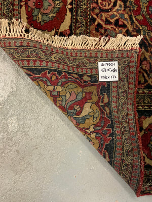 Isphahani vintage rug (208 x 132cm)