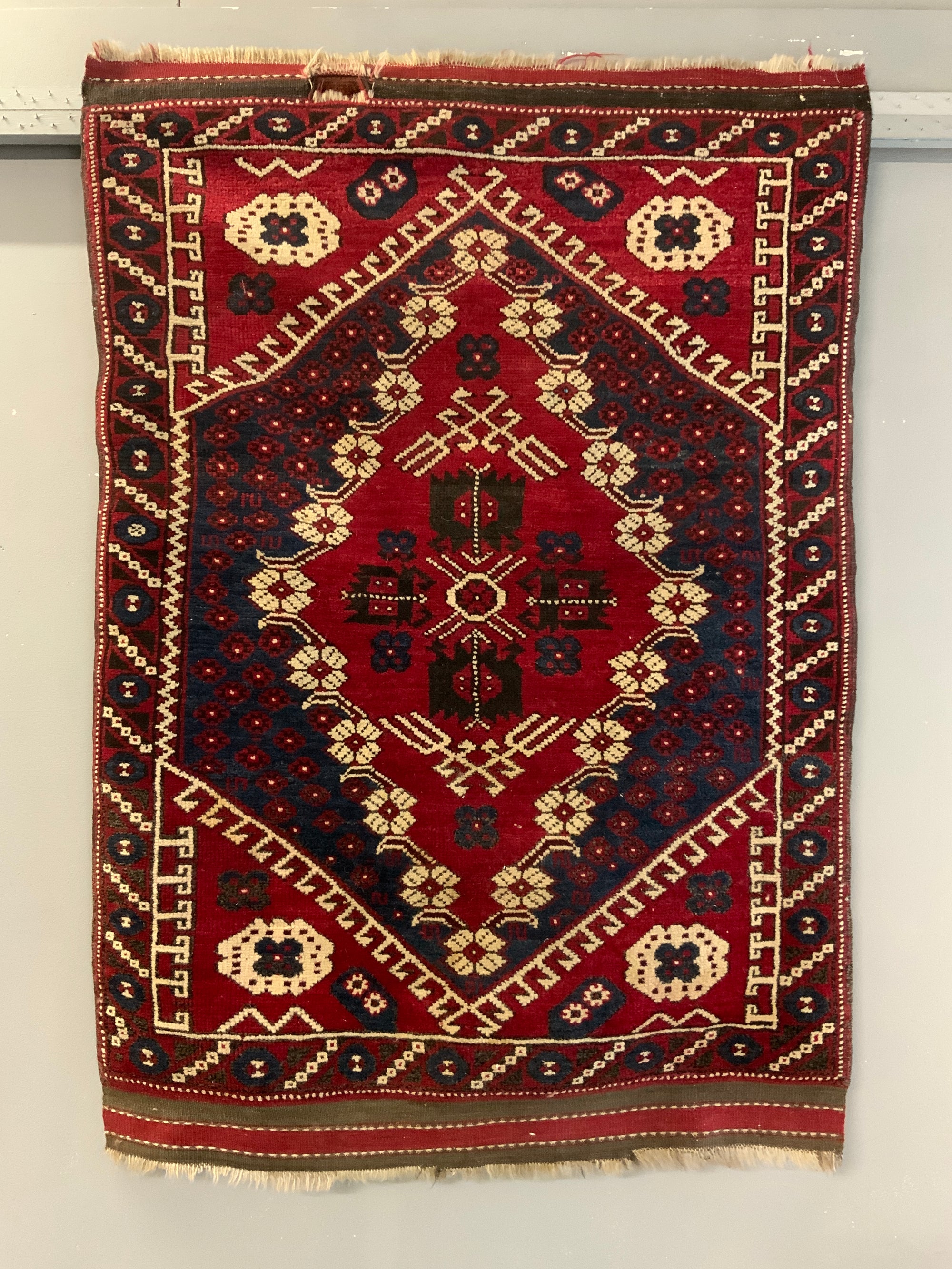 Turkish Bergama vintage rug (127 x 89cm)