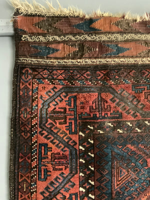 Balouch antique carpet (253 x 154cm)